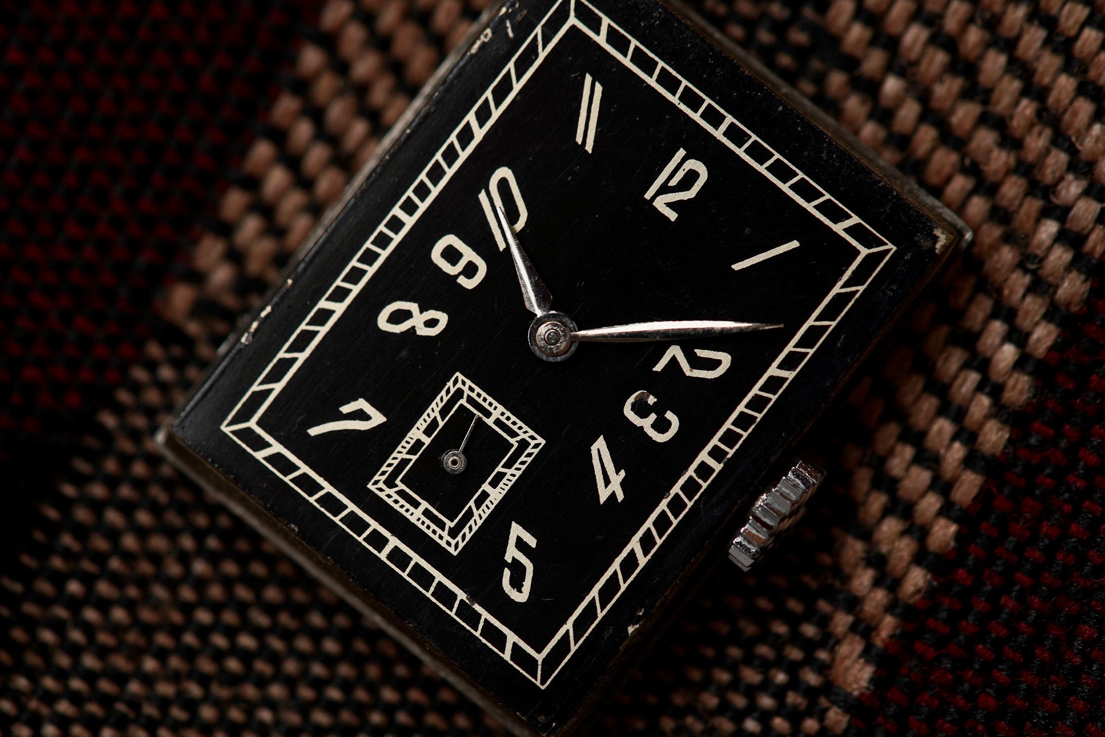 A 1930s Anonymous Tank watch