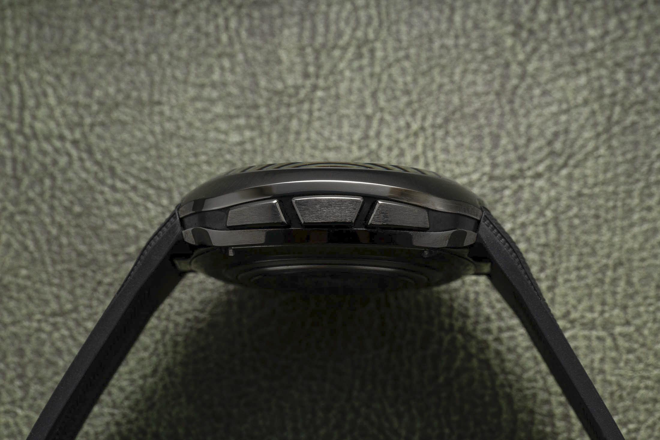 Introducing: The H. Moser & Cie. Off-Grid (Live Pics)