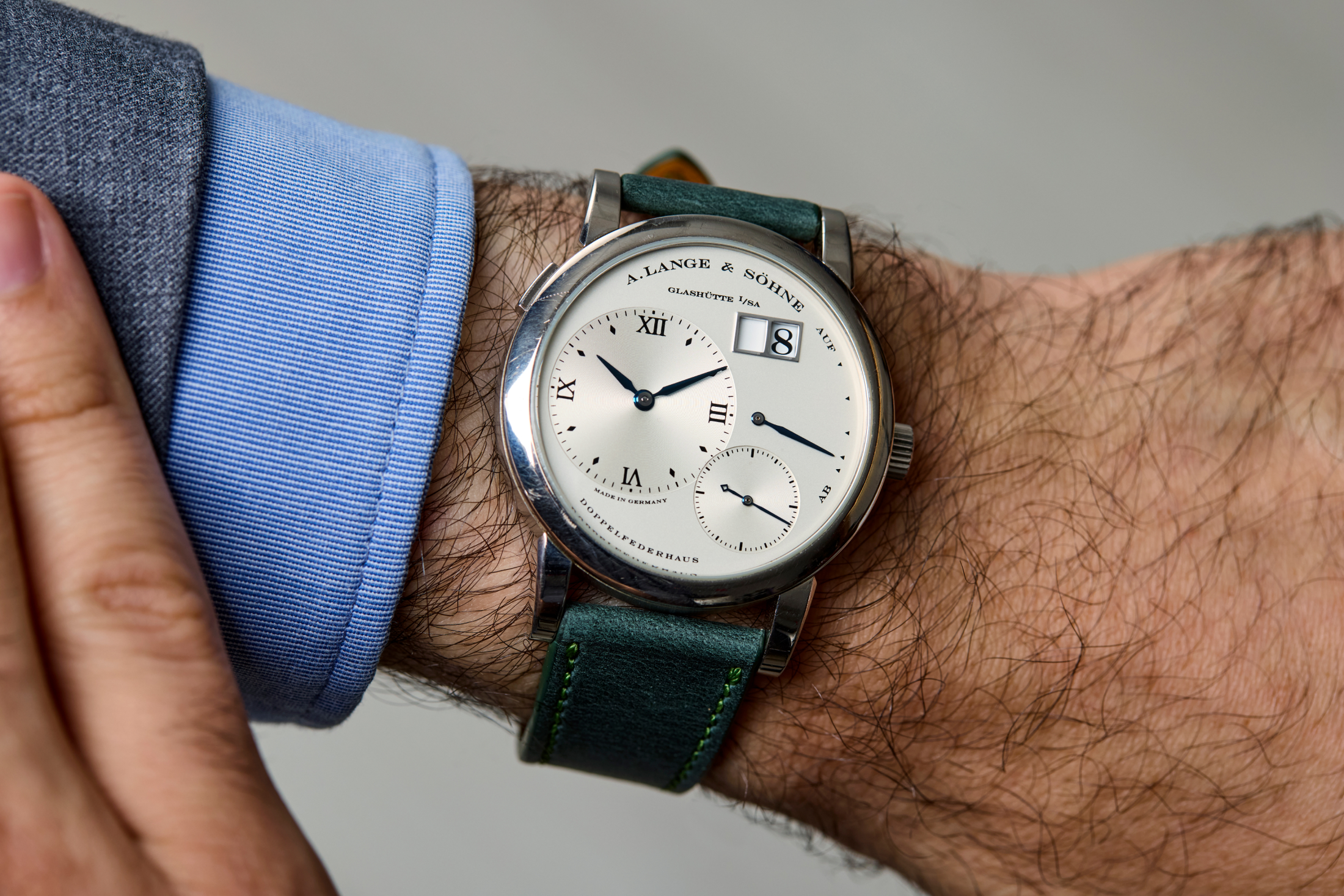 Lange 1 Wrist Shot