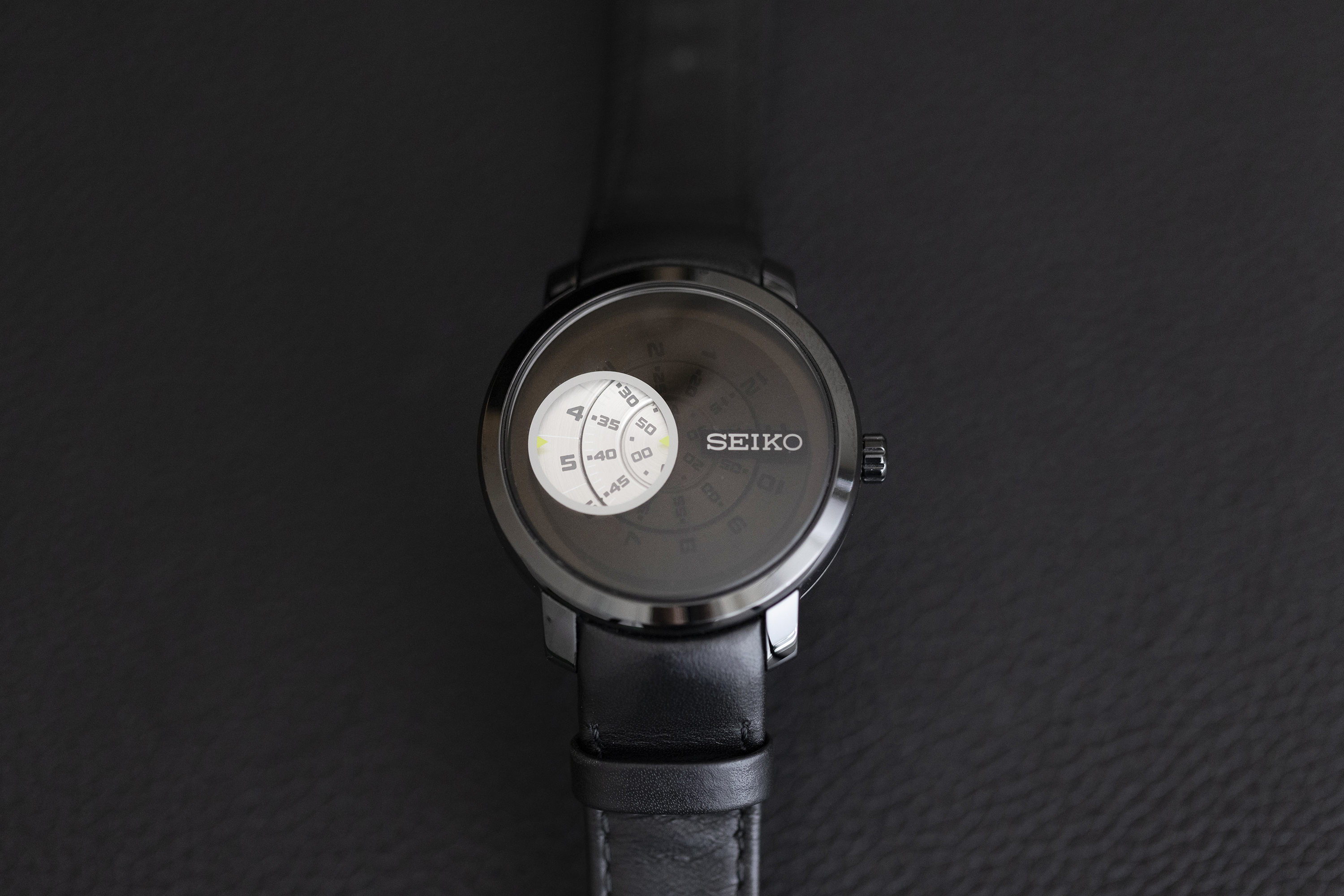 Seiko Japan Market Only "Discus Burger" with time shown on three concentric rotating disks. Collection, Max Büsser